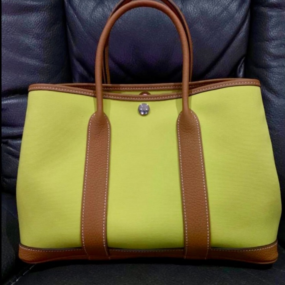 Authentic Hermes Garden Party 30